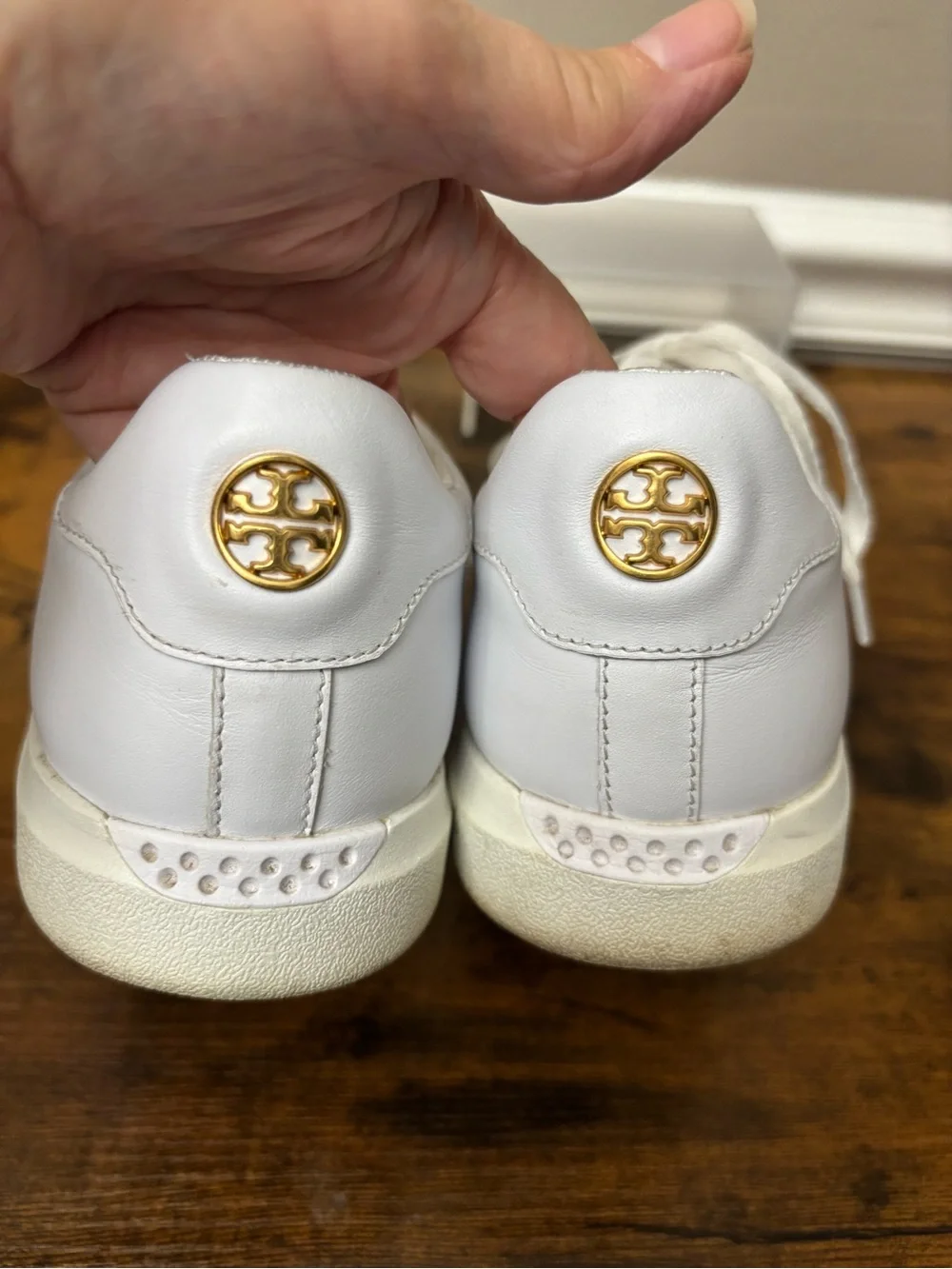 Tory Burch Howell White Leather Low-Top Court Sneakers, 8.5